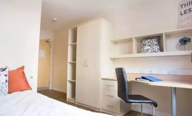 En-suite-单人套间.png En-suite-单人套间.png
