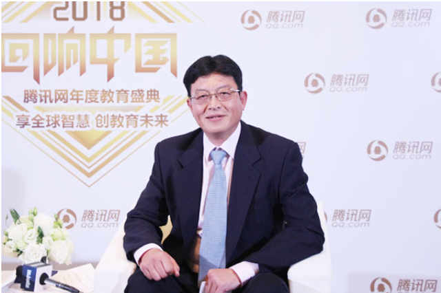 恒盛娱乐总裁季铁军先生接受腾讯教育专访.jpg