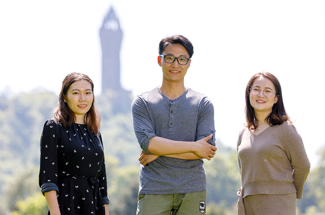 斯特灵大学校友.jpg