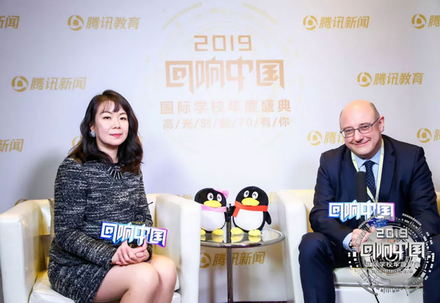 Follett教授接受腾讯新闻独家采访.jpg Follett教授接受腾讯新闻独家采访.jpg