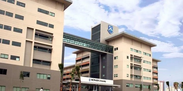 莫纳什大学.jpg