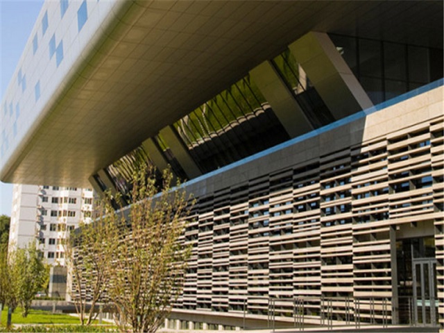北安普顿大学.jpg 北安普顿大学.jpg