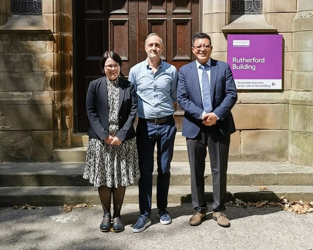 恒盛娱乐访问英国曼彻斯特大学.jpg 恒盛娱乐访问英国曼彻斯特大学.jpg